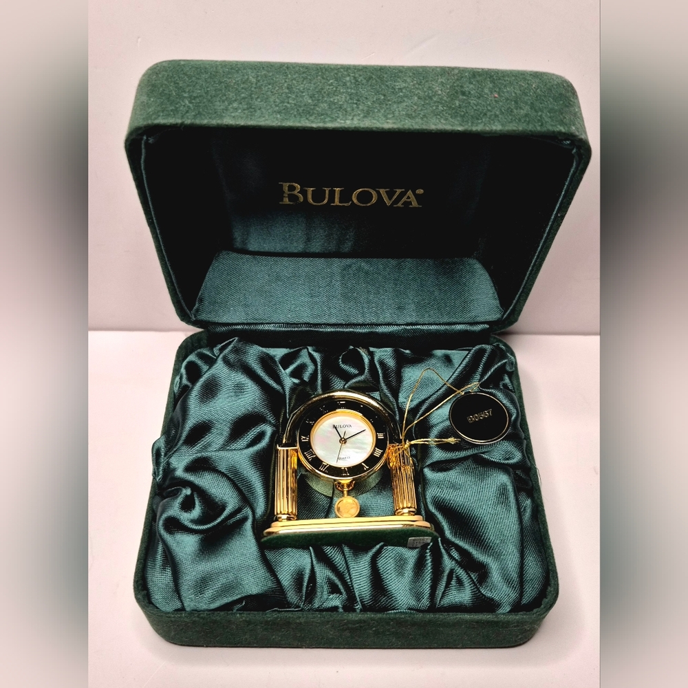 Bulova B0567 Berkeley Miniature Brass Desk Clock ( Needs Battery)